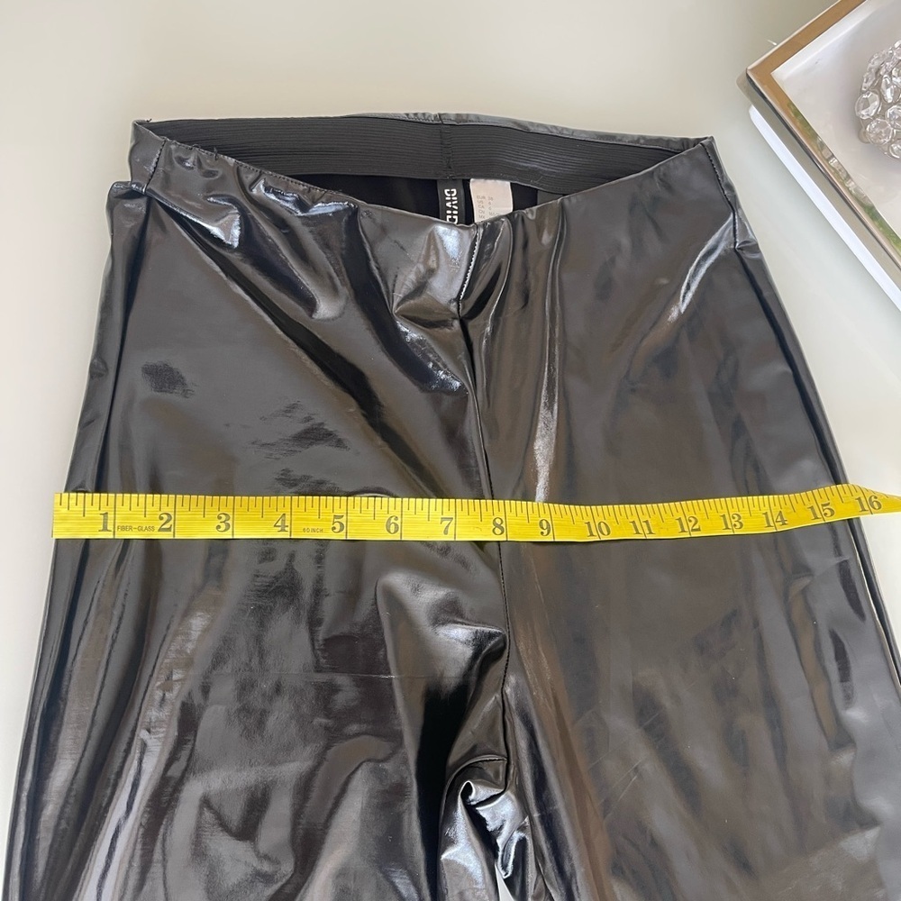 H&M Divided black faux pantent leather vinyl leggings - Picture 13 of 14